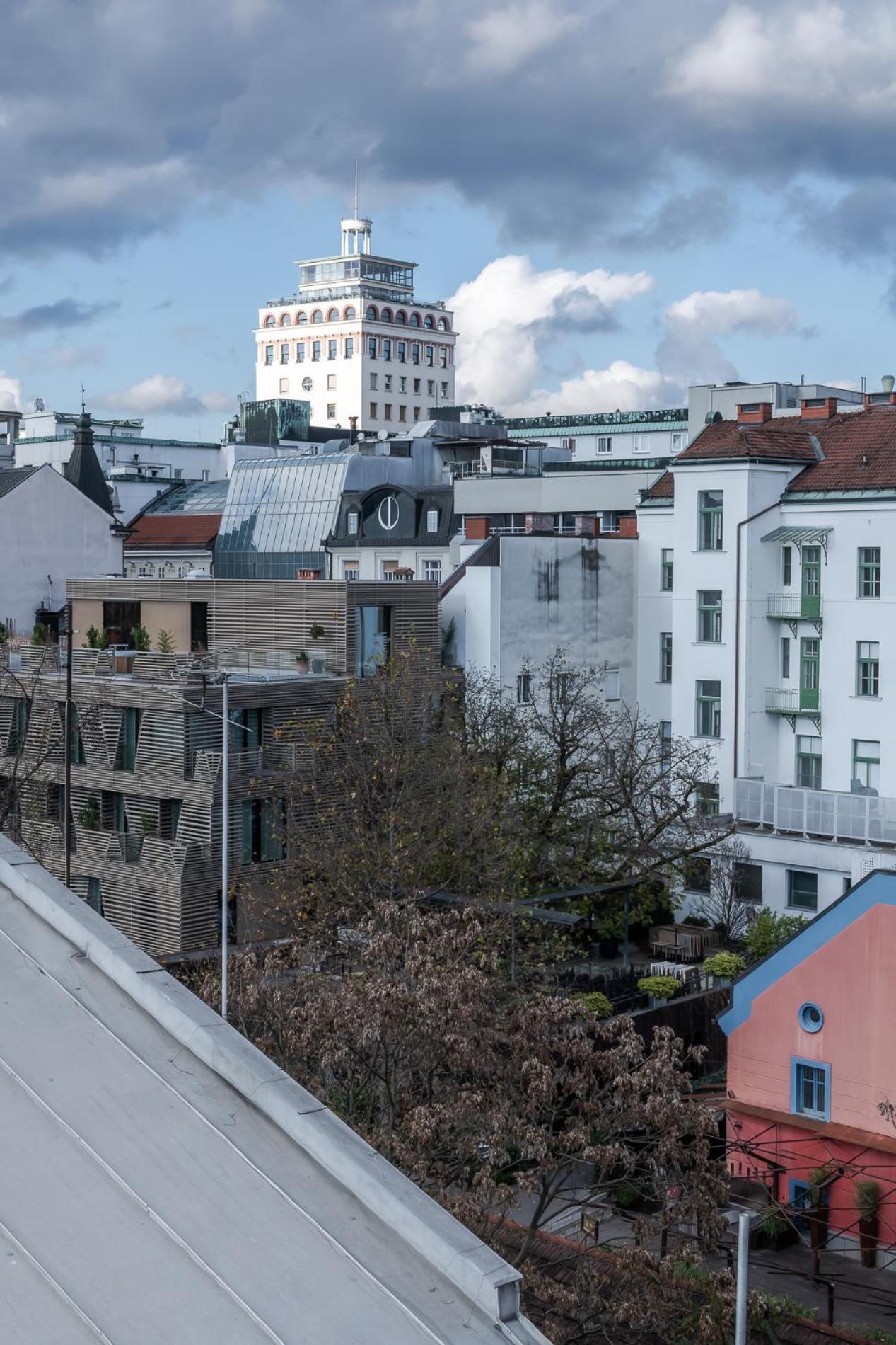Authentic City Stay Ljubljana Exterior foto